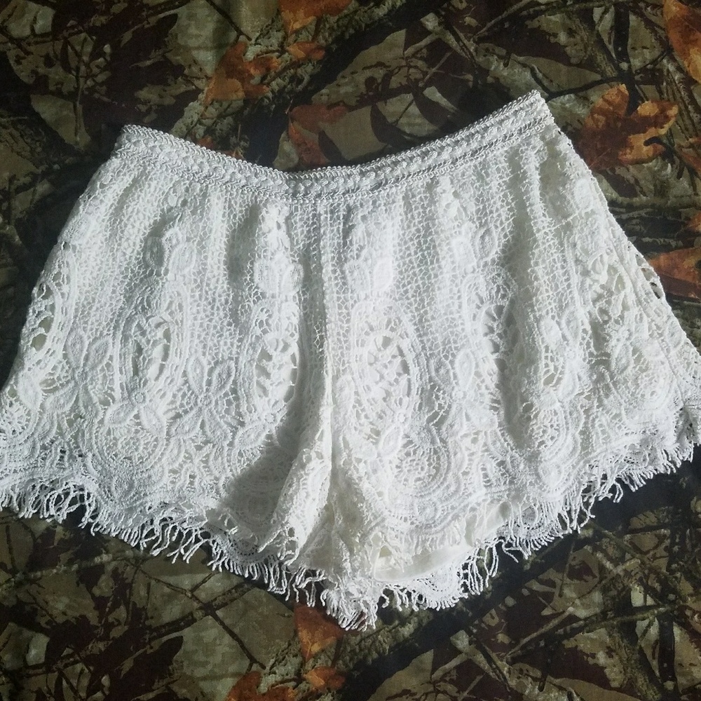 White lace shorts